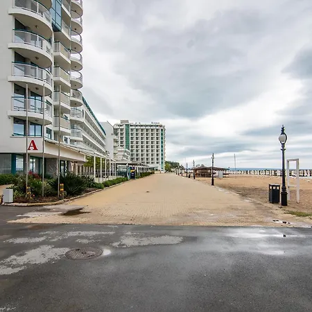 Apartmán Budget Beachfront Golden Sands