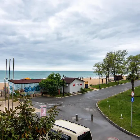 Apartmán Budget Beachfront Golden Sands
