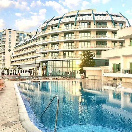 Budget Beachfront Golden Sands * Варна