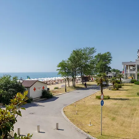 Budget Beachfront Golden Sands * Varna